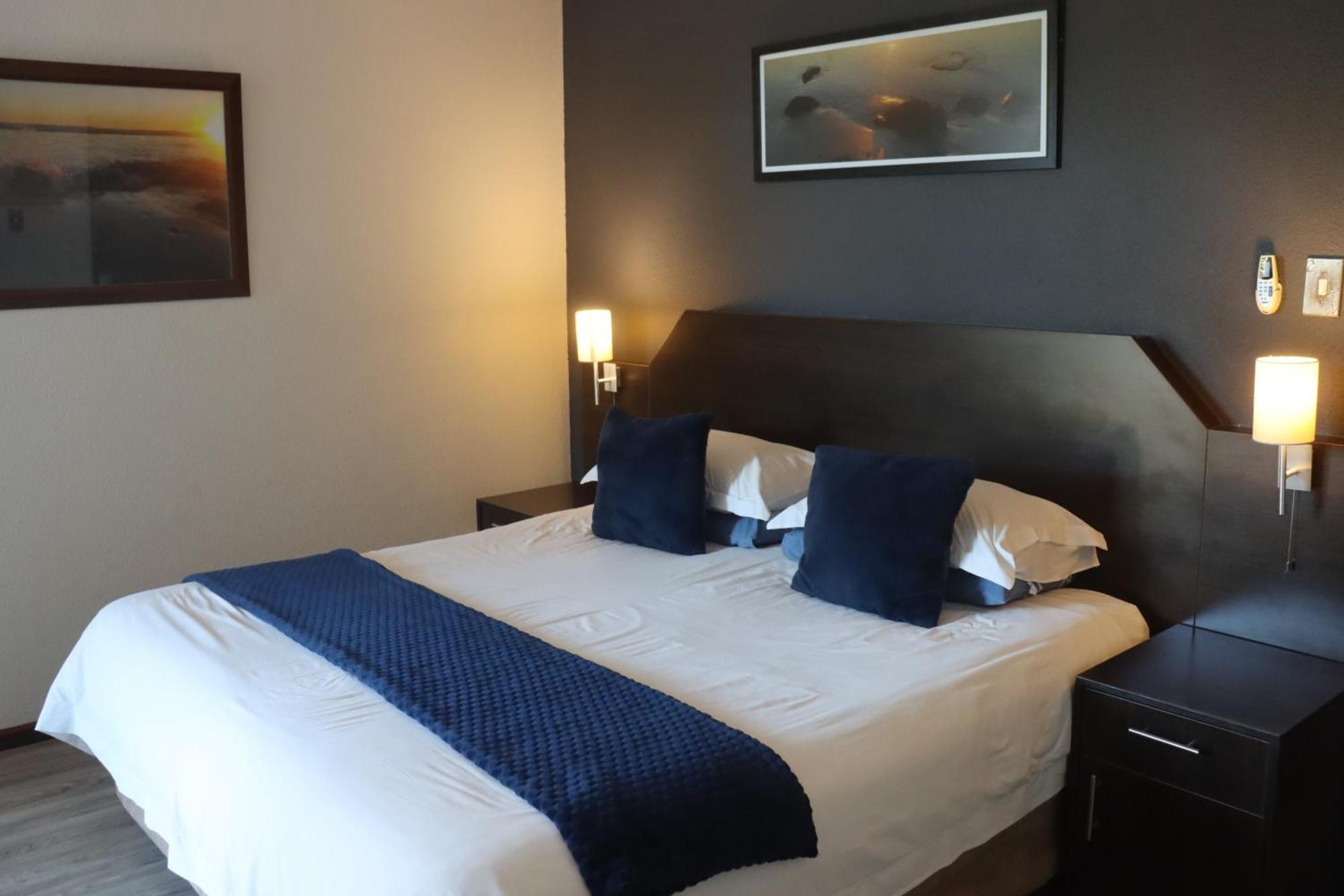 Beachwood Inn Melkbosstrand Cape Town Exterior photo